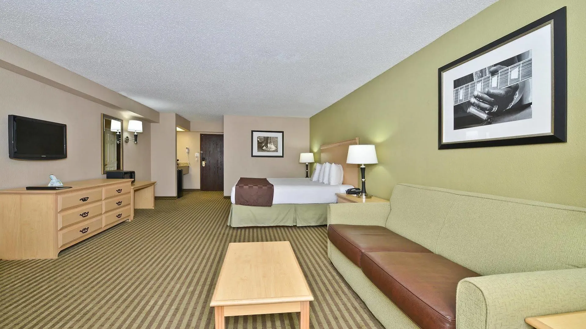 Best Western Plus Galleria Inn & Suites Memphis Hotel
