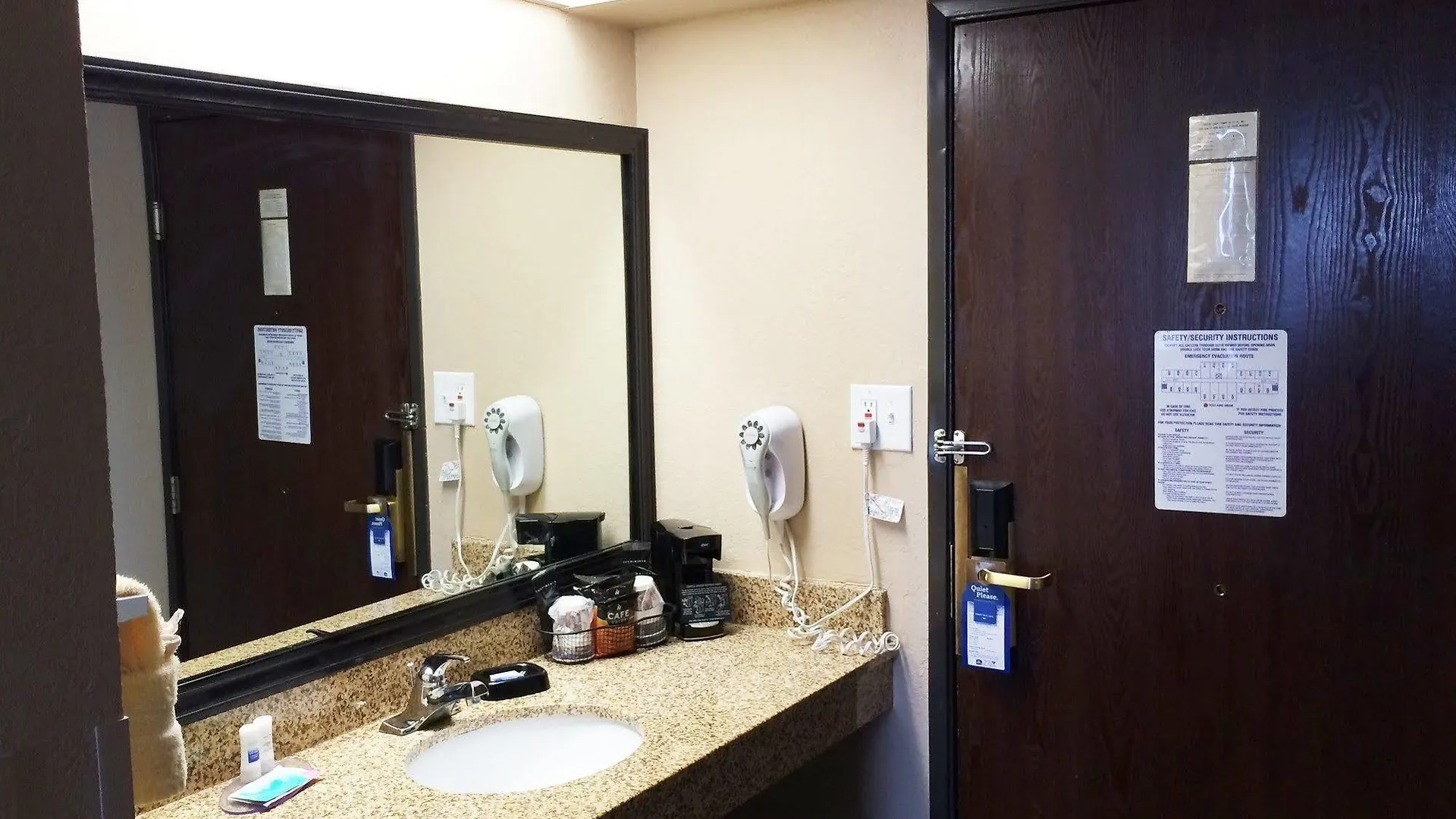Best Western Plus Galleria Inn & Suites Memphis 3*,
