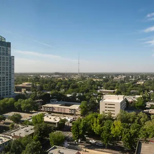 **** Hotel Sheraton Grand United States